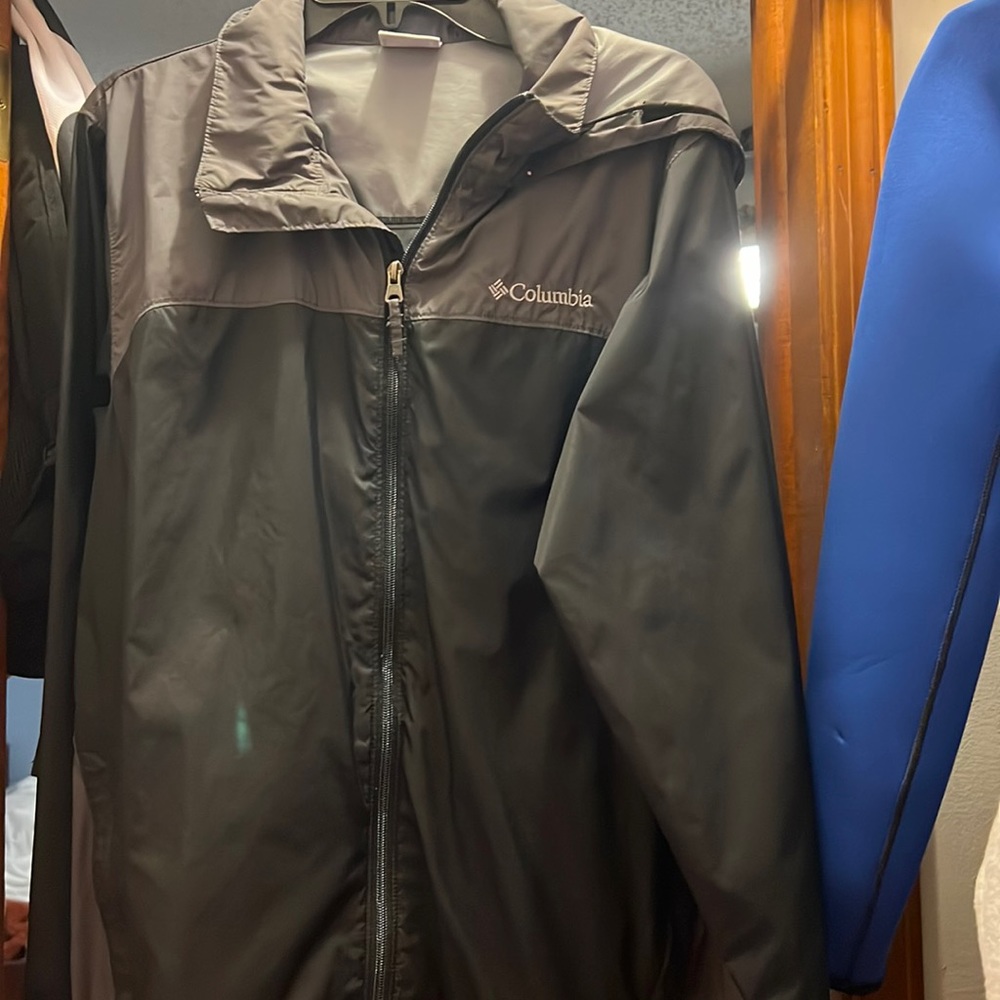 Columbia Windbreaker